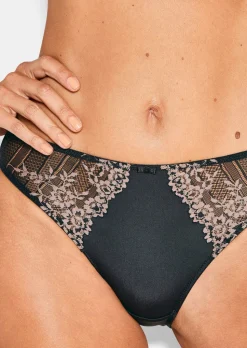 Slip taille basse avec dentelle fleurie