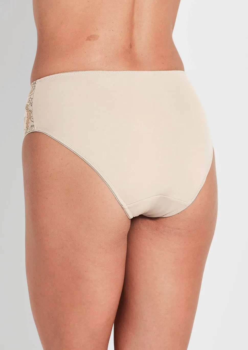 Slip taille haute en dentelle