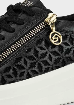 Sneakers avec ornements sur le côté