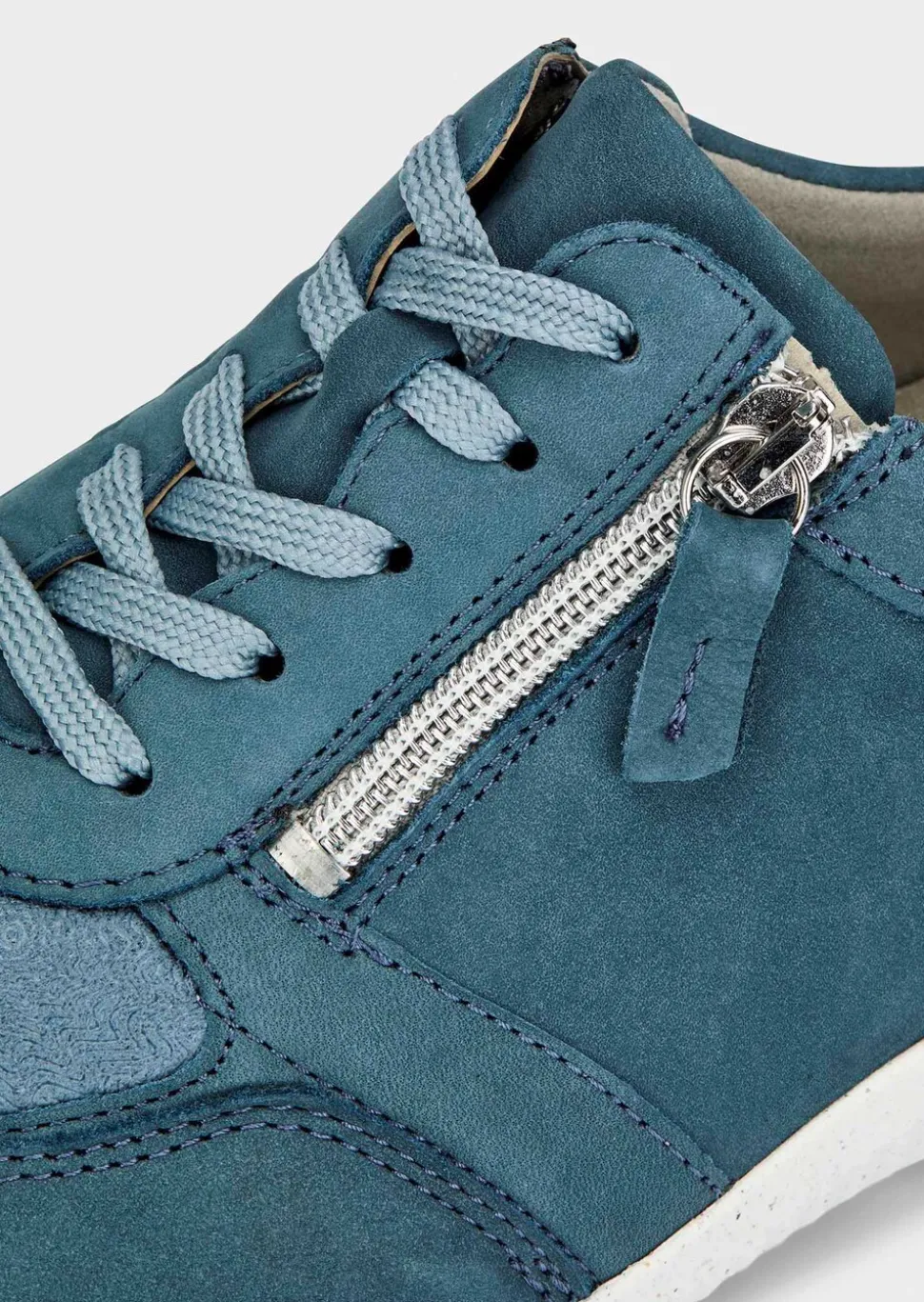 Sneakers avec semelle à coussin d’air à effet amortissant