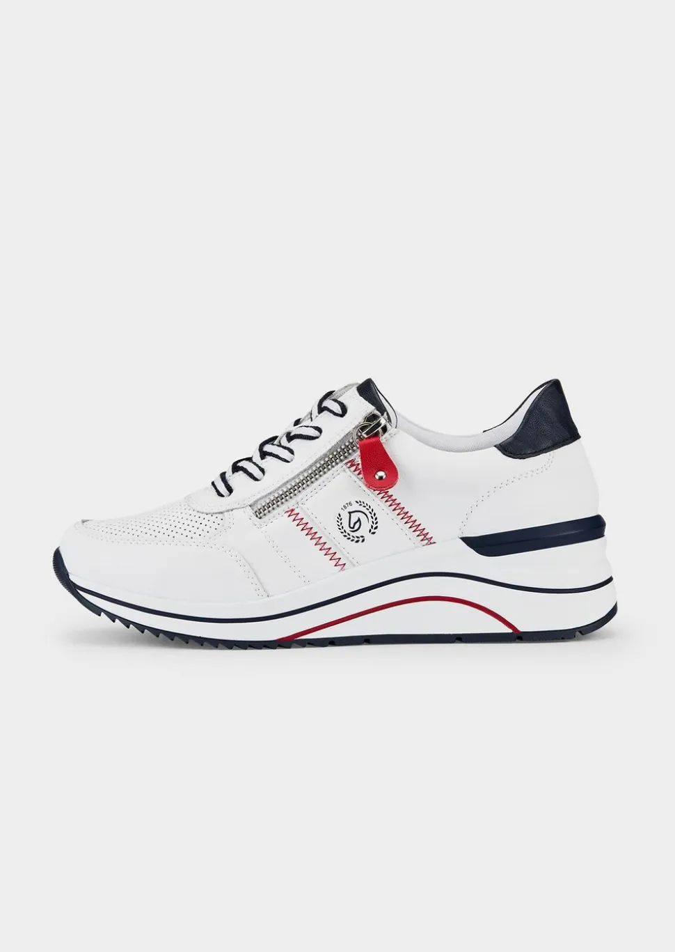 Sneakers avec talon légèrement compensé