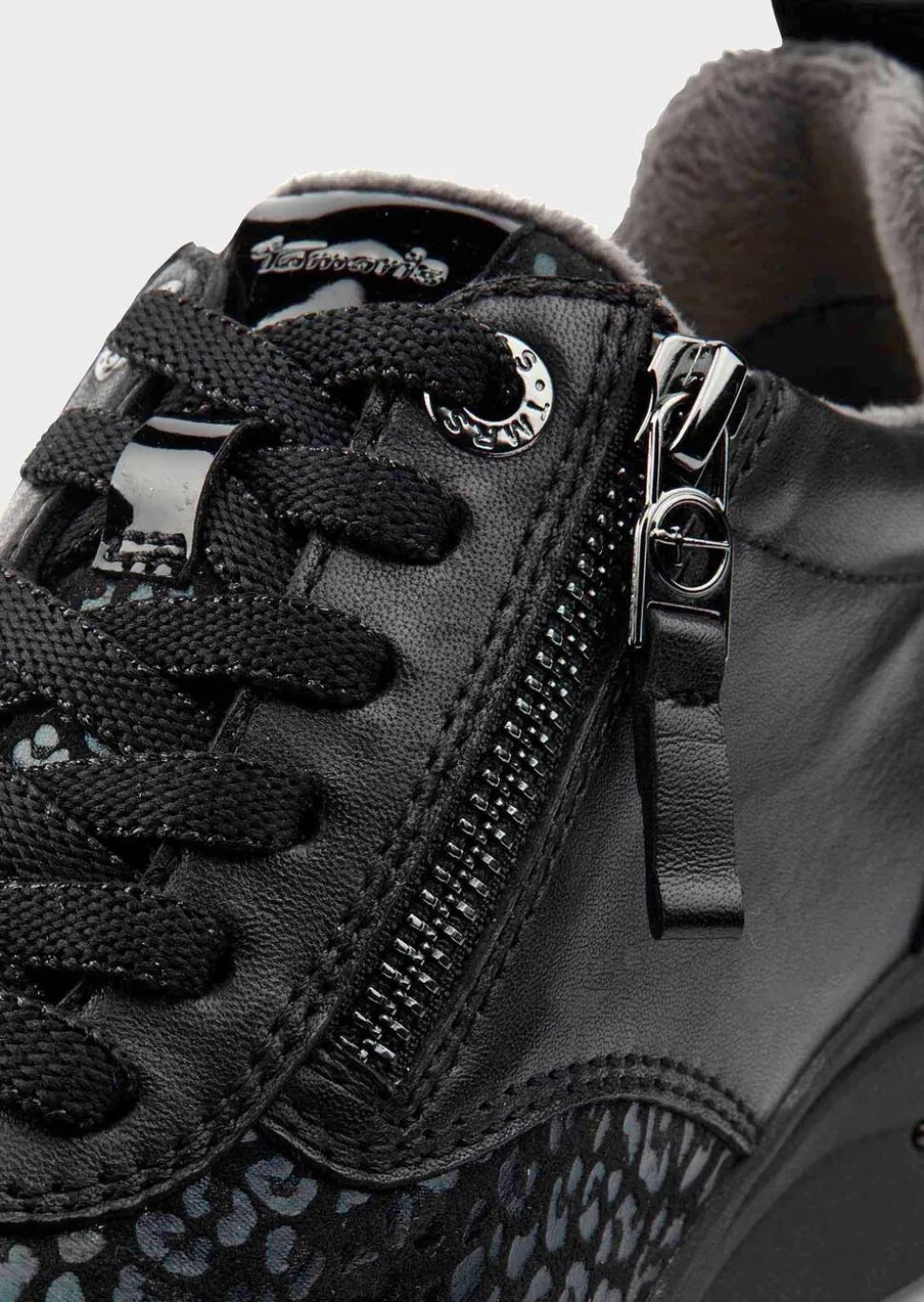 Sneakers hallux en matière extensible