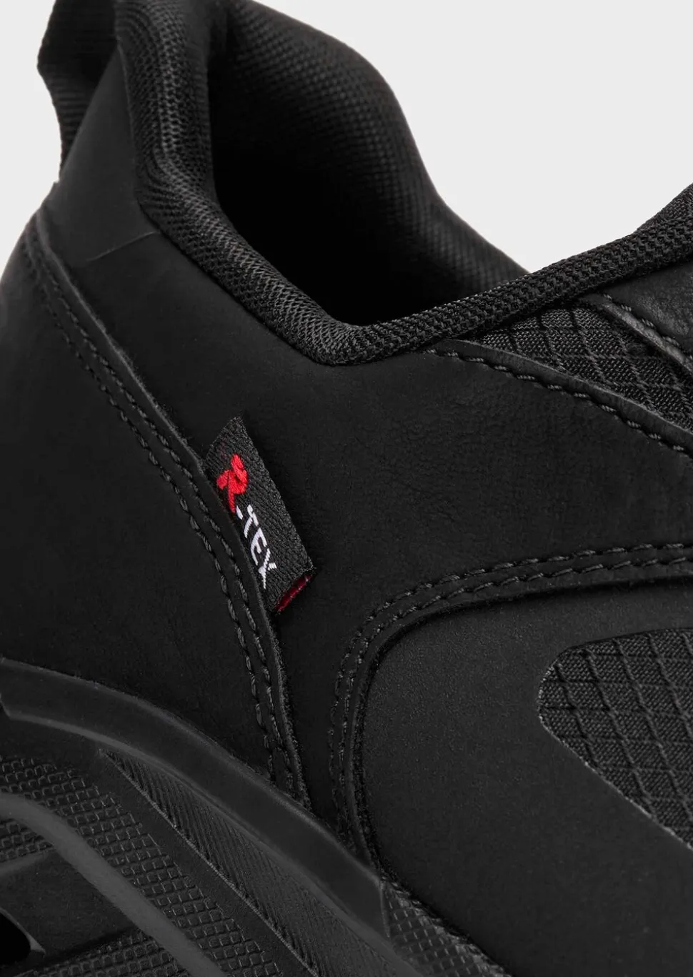 Sneakers résistantes aux intempéries, avec laçage rapide