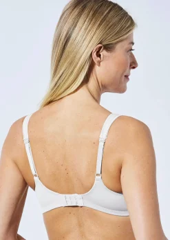 Soutien-gorge à armatures en microfibre