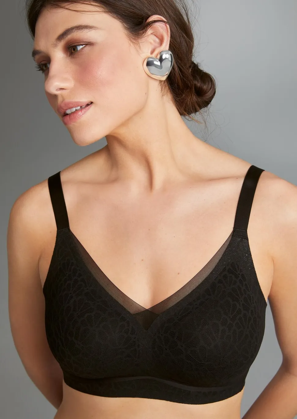 Soutien-gorge sans armatures orné de dentelle fleurie