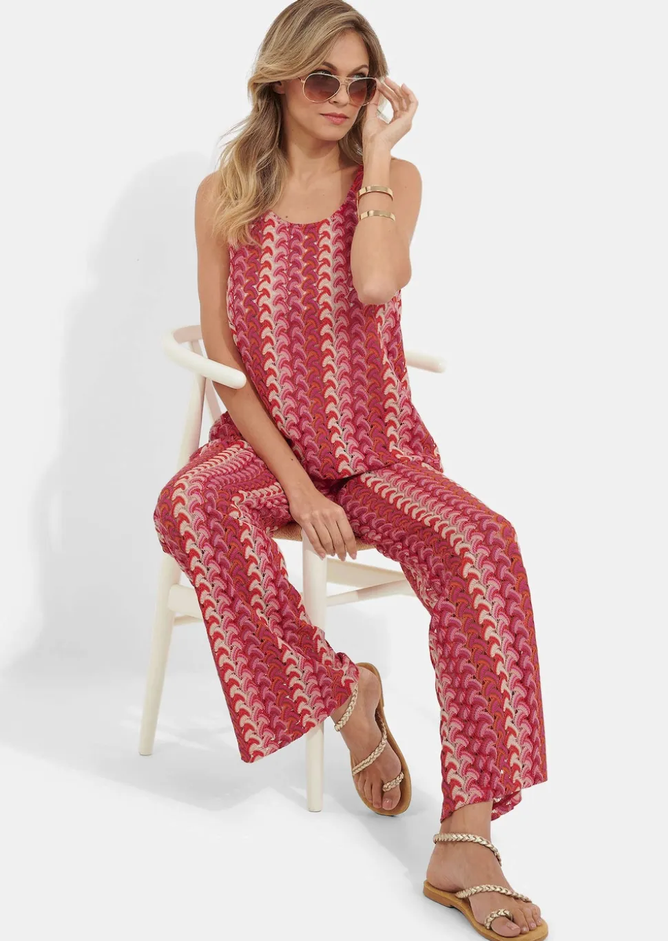 Top sans manches avec ravissant motif dentelle