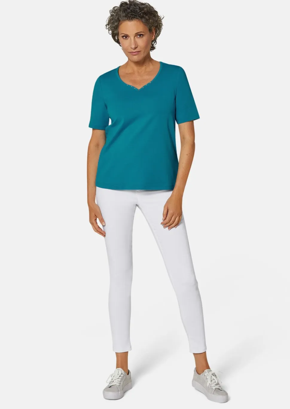 T-shirt avec charmante encolure et pierres décoratives