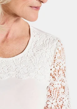 T-shirt avec dentelle du plus bel effet