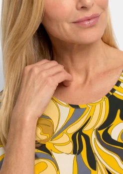 T-shirt avec un joli motif ornemental