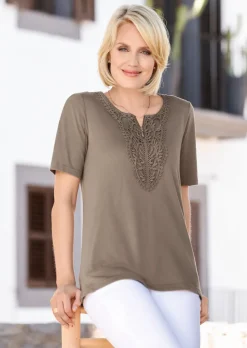 T-shirt à encolure arrondie en crochet