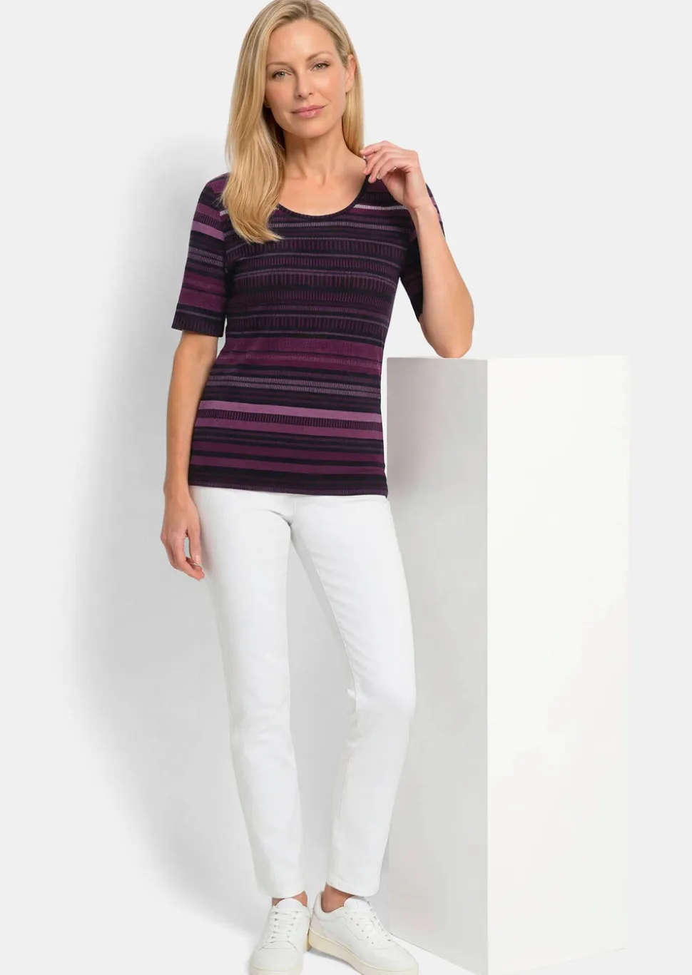 T-shirt en coton avec un imprimé rayé exceptionnel