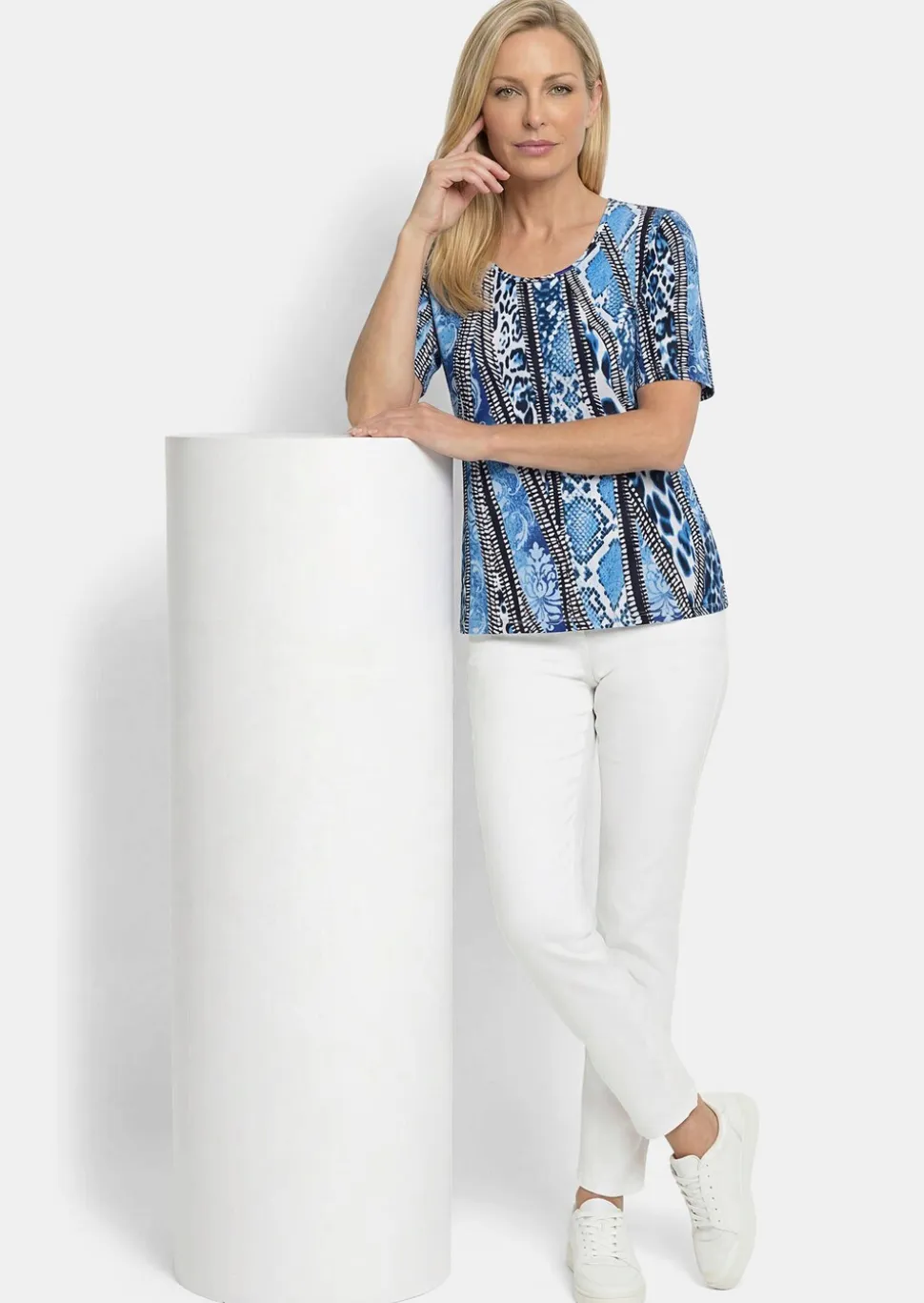 T-shirt en coton avec un mélange de motifs animaliers