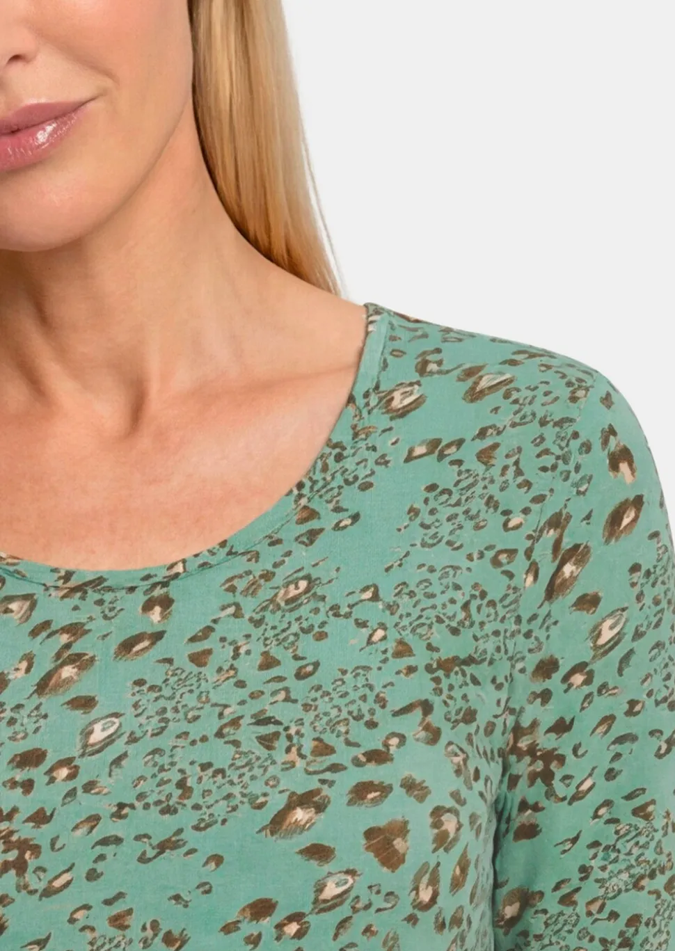 T-shirt en viscose au look léopard