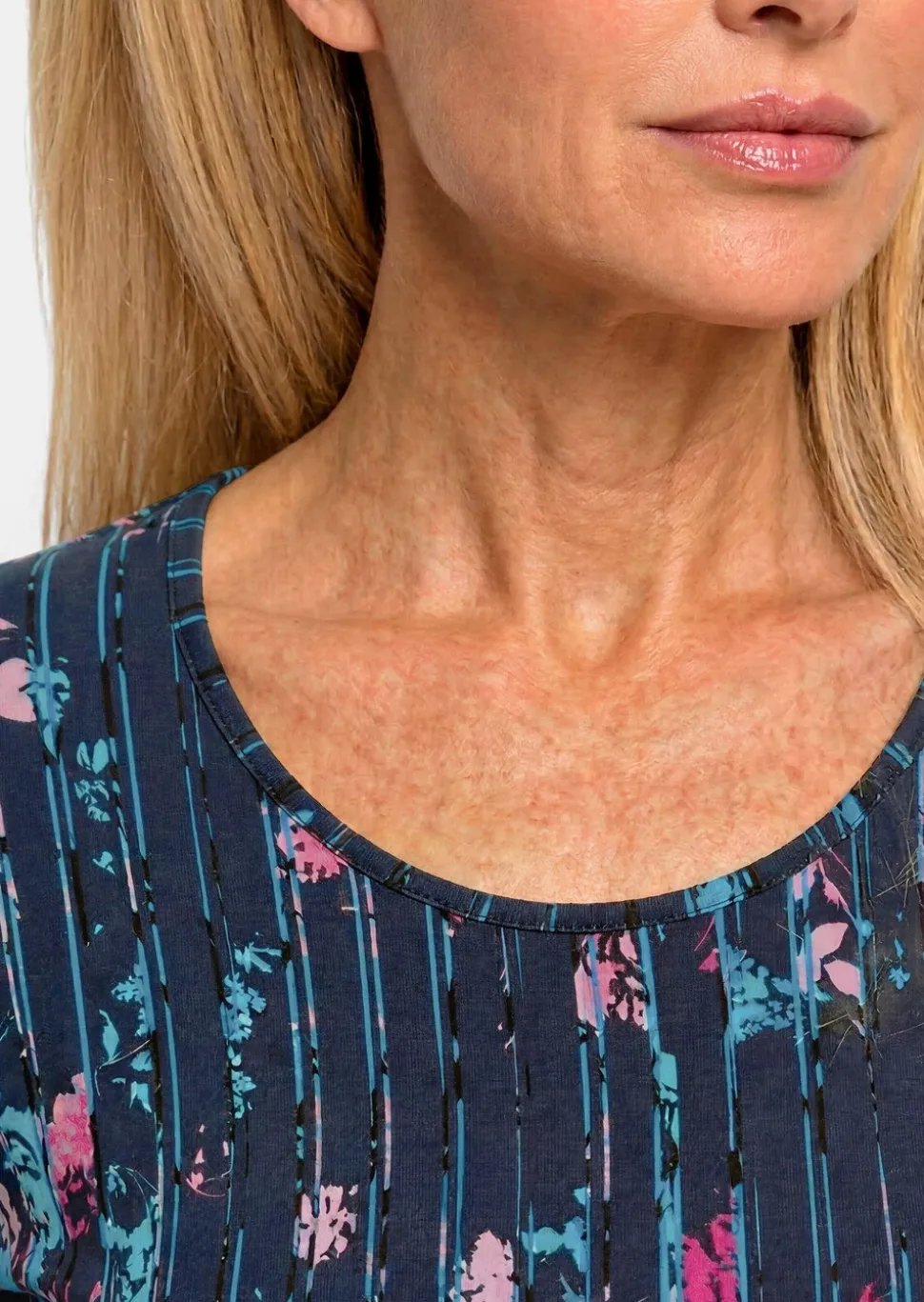 T-shirt en viscose avec fleurs et rayures longitudinales