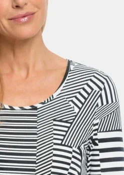 T-shirt en viscose avec impression de rayures abstraites