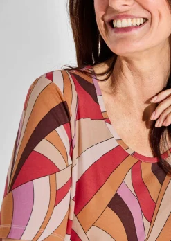 T-shirt en viscose avec motif sophistiqué