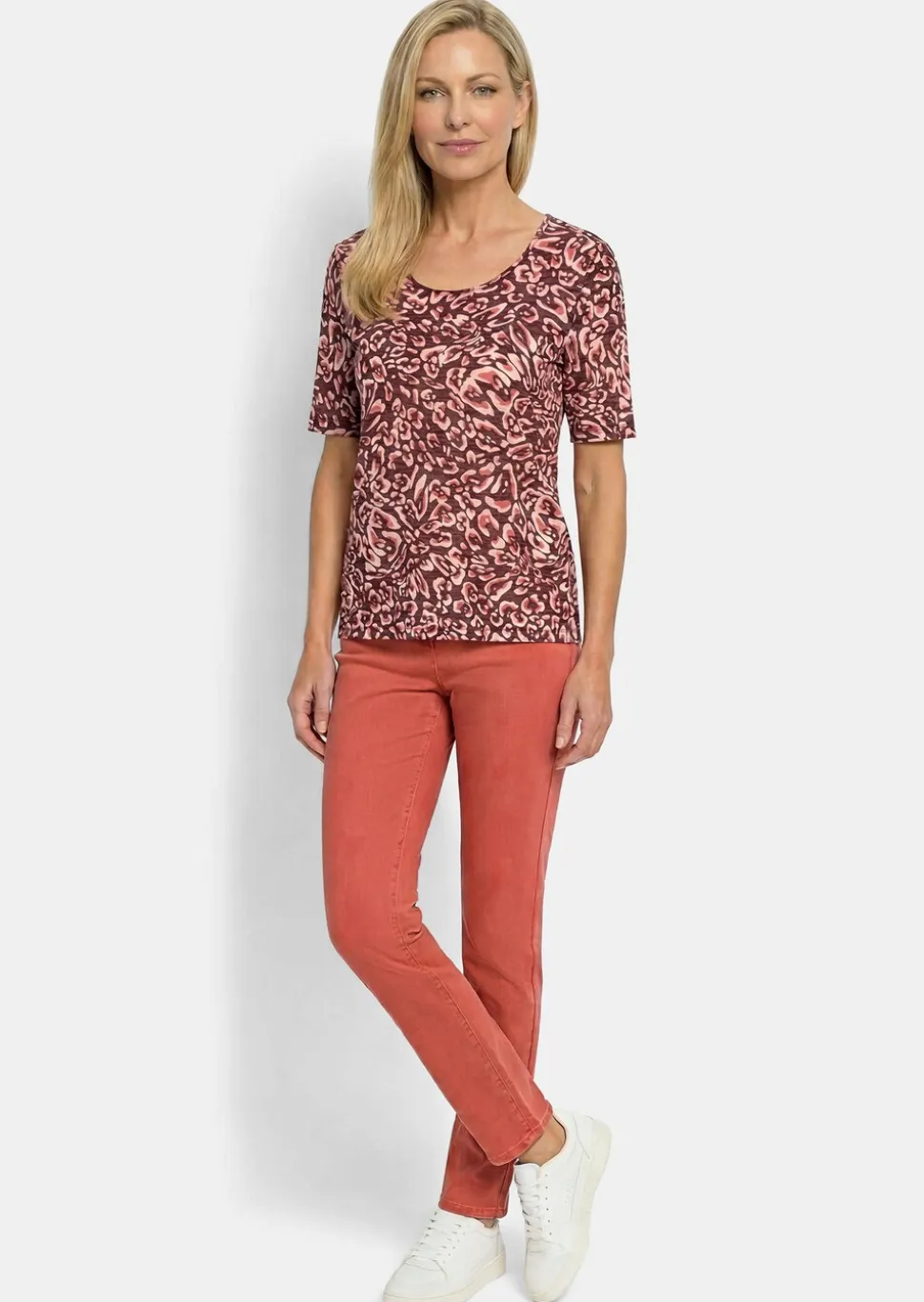T-shirt en viscose avec un imprimé floral abstrait