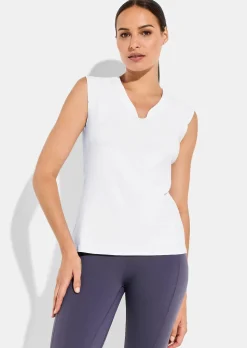T-shirt sport à col droit