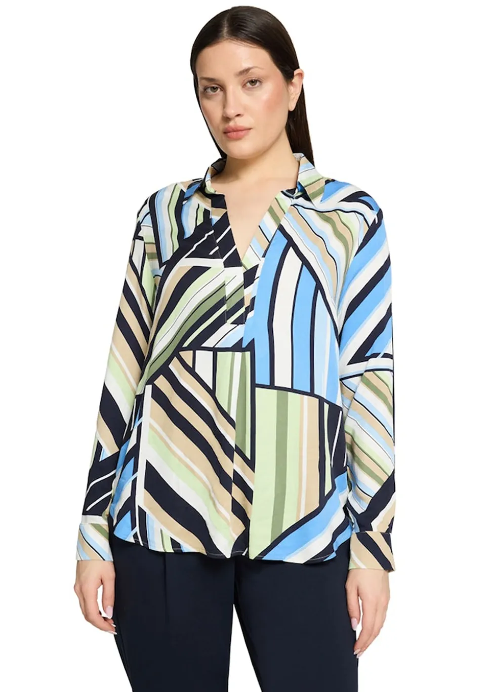 Tunique avec col chemise et encolure en V