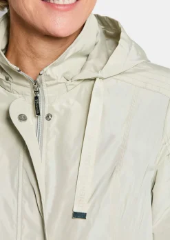 Veste à capuche amovible