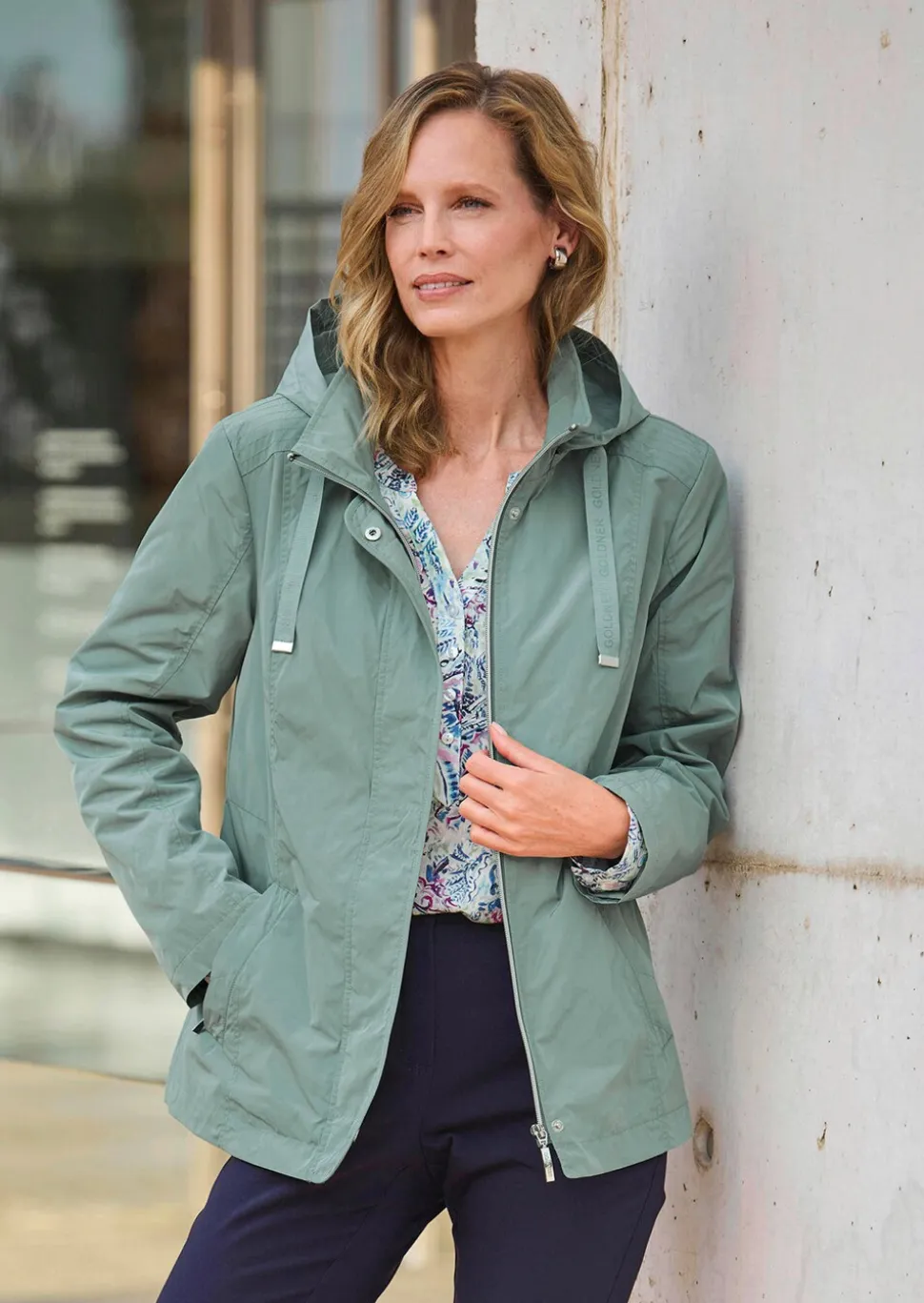 Veste à capuche amovible