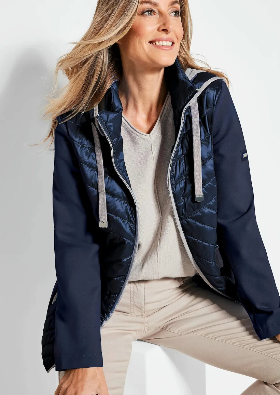 Veste à col droit