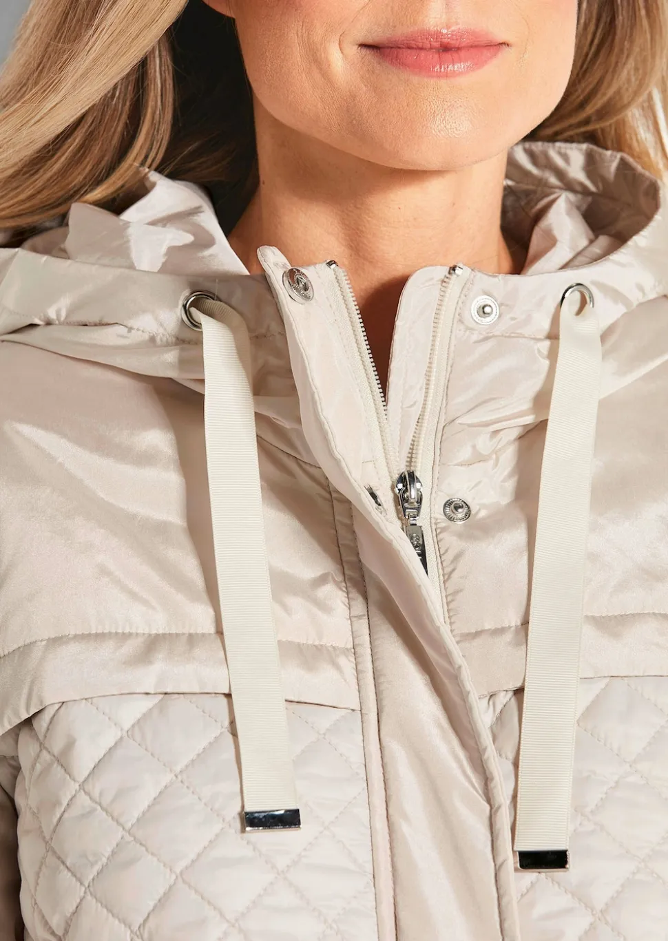 Veste matelassée à capuche