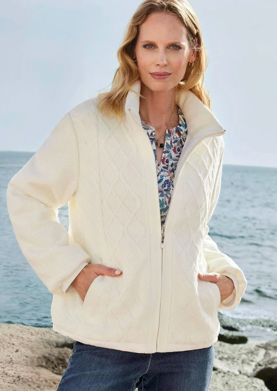 Veste réversible d'aspect tricot ou matelassé