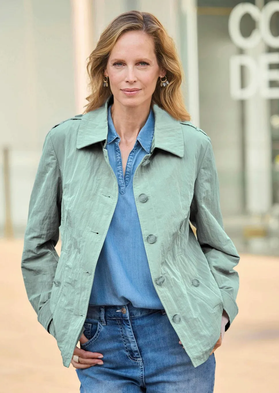 Veste trench, aspect froissé